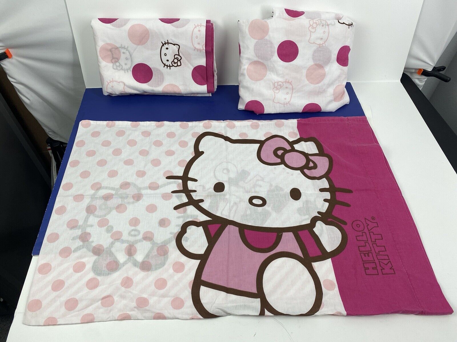 diagonaal priester Schat 2009 Sanrio HELLO KITTY Twin Set Bed Fitter Flat Sheet with Pink Polka Dots  | eBay