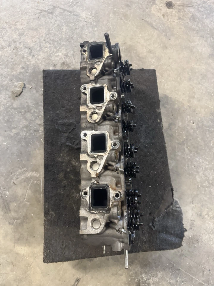 Chevy Silverado GMC Sierra 2500 3500 2006 2007 Duramax LBZ culata 6,6 L Foto 4 de 4