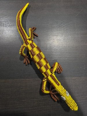Vintage Woven Plastic Lanyard Lizard Sculpture Boondoggle Scoubidou Gecko Art 11