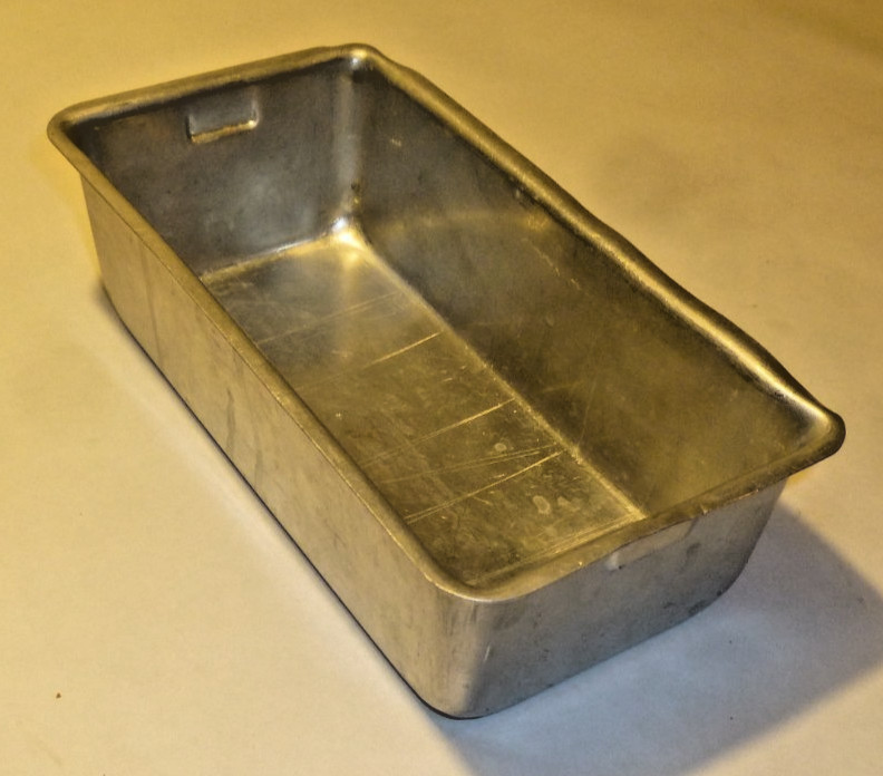 Vintage Comet Aluminum Loaf Pan 7 3/4" × 3 5/8" × 2 1/4" Rolled Edges Bread