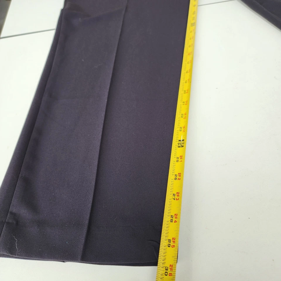 Van Heusen Flex Waistband Dress Pants Mens 42x30 Black Straight Fit Non-Iron - Image 4 of 4