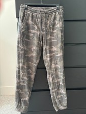 Athleta Farallon Joggers Womens Size 8 Camo J...