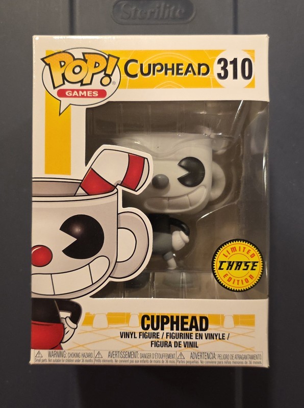 Funko Pop! Vinyl: Cuphead - Cuphead (Black and White) (Chase) #310 W/Protector