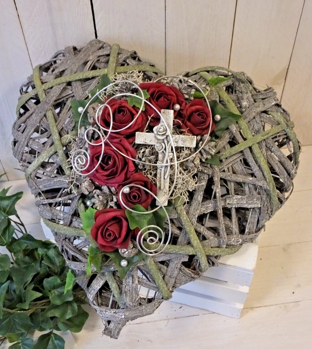 Handgefertigtes Grabgesteck T16 D1 – Stilvoller Grabschmuck Für Allerheiligen Und Totensonntag Totensonntag Gesteck Handgefertigt Grabschmuck Natur T16 D1