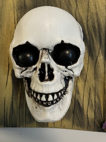 Halloween Hanging Coffin Prop - Picture 2 of 12