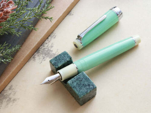 WANCHER Jade / Jade Fountain Pen 21K Nib EF/F/MF/M/B - Picture 4 of 10