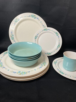 Vintage Oneida Deluxe Melamine Mixed Dishes Set *READ*