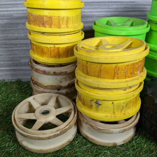 Vintage Buggy RC Car Off Road Wheels Rims Job lot x22 - Picture 10 of 15