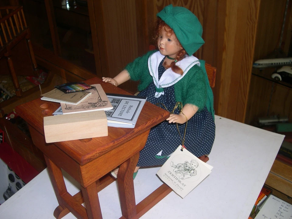 Poupée f artiste MIRJAM en porcelaine par GABY SCHOLTZ edition limitée - Photo 2/3