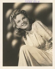 THREE ORIGINAL PUBLICITY PHOTOGRAPHS OF JANE FRAZEE CIRCA 1941 #165219
