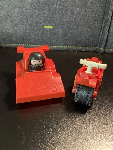 Vintage Fisher Price Little People Indy Racer Red Race Car, Motorcycle & Driver
