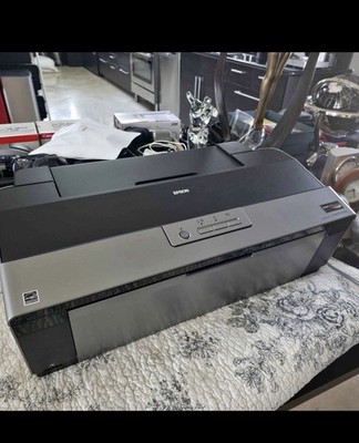 Epson Stylus Photo R1900 Professional Inkjet Photo Printer