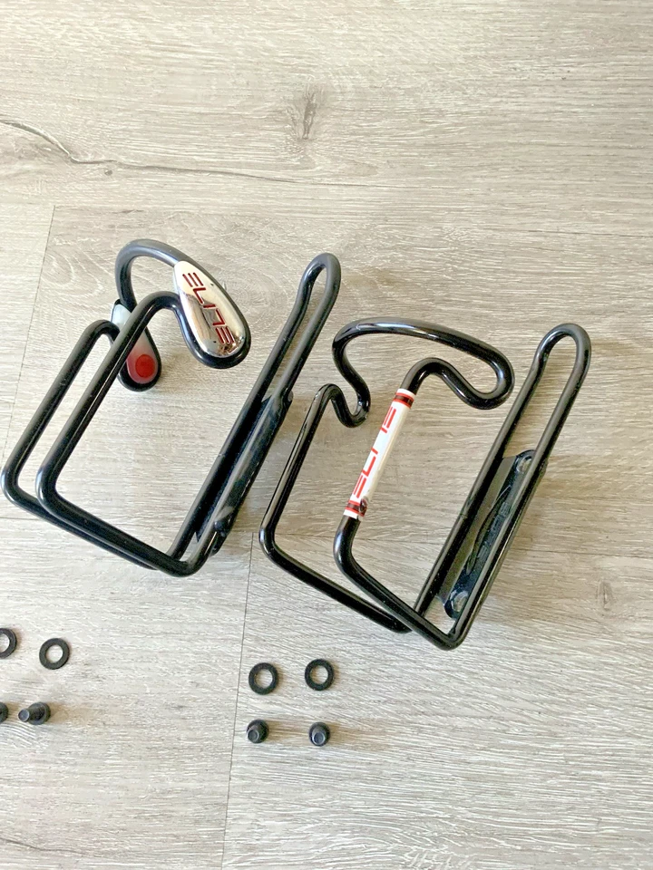 JUEGO JAULAS BOTELLA AGUA ELITE (2) ALUMINIO 150 GRAMOS HERRAJES INCLUIDOS NEGRO Foto 2 de 4