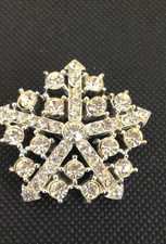 Vintage Snowflake Sun Burst  3D Clear Crystal...