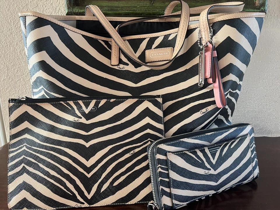 COACH PARK METRO ZEBRA TAN/BLACK LARGE TOTE F26983 W/MATCHING ACCORDION WALLET