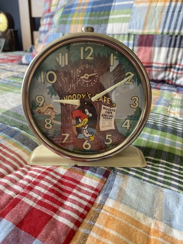 Woody Woodpecker: Woody's Cafe Animated Vintage Alarm Clock - 1950's MINT