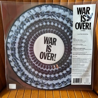 WAR IS OVER NEW SEALED JOHN LENNON ZOETROPE VINYL 12" RECORD HAPPY XMAS YOKO ONO
