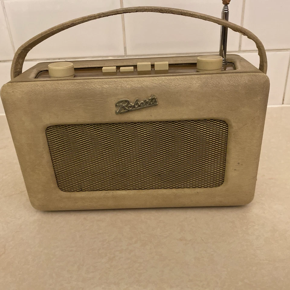 Roberts Revival R250 FM Digital Radio vintage retro cream leather look spares ? - Image 2 of 4