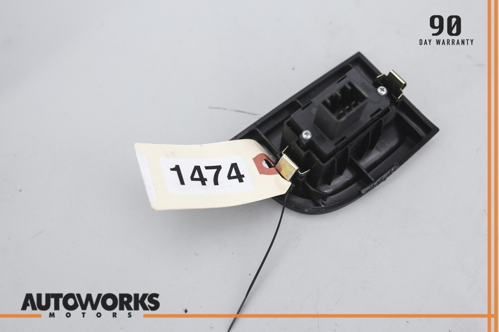 03-13 Maserati Quattroporte M139 Rear Right Side Window Control Switch OEM