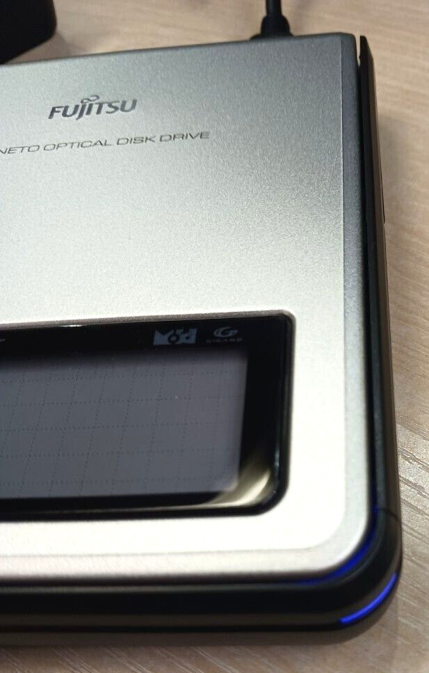 Fujitsu DynaMO 1300LT Fujitsu MOドライブ DynaMO 1300LT