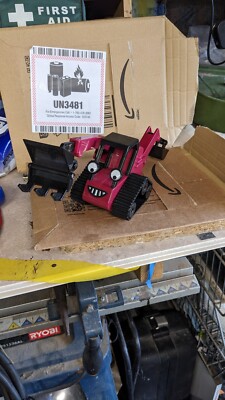 Benny the Grabber Digger Bob The Builder Farm Vehicle Purple UK