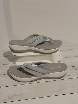 Cloudsteppers By Clarks Cushioned Footbed Flip Flops Gray Fabric Thong W 11M