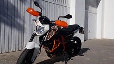 TOP KTM DUKE 690