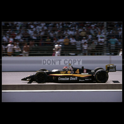 Photo A.026293 BOBBY RAHAL INDY 500 MILES INDIANAPOLIS 1994