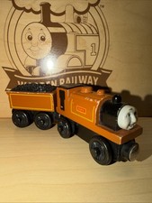 DUKE THOMAS FRIENDS TRAIN WOODEN 1998 WOODEN FUNNEL NARROW GAUGE