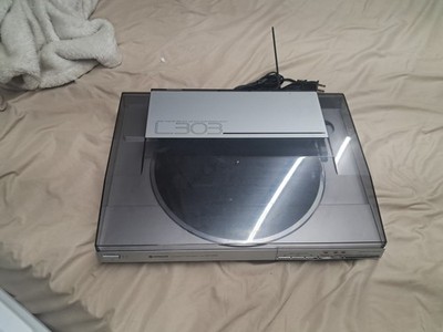 Vintage Hitachi HT-L303 Linear Tracker Fully Automatic Turntable