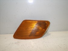 Clignotant Mitsubishi SPACE RUNNER