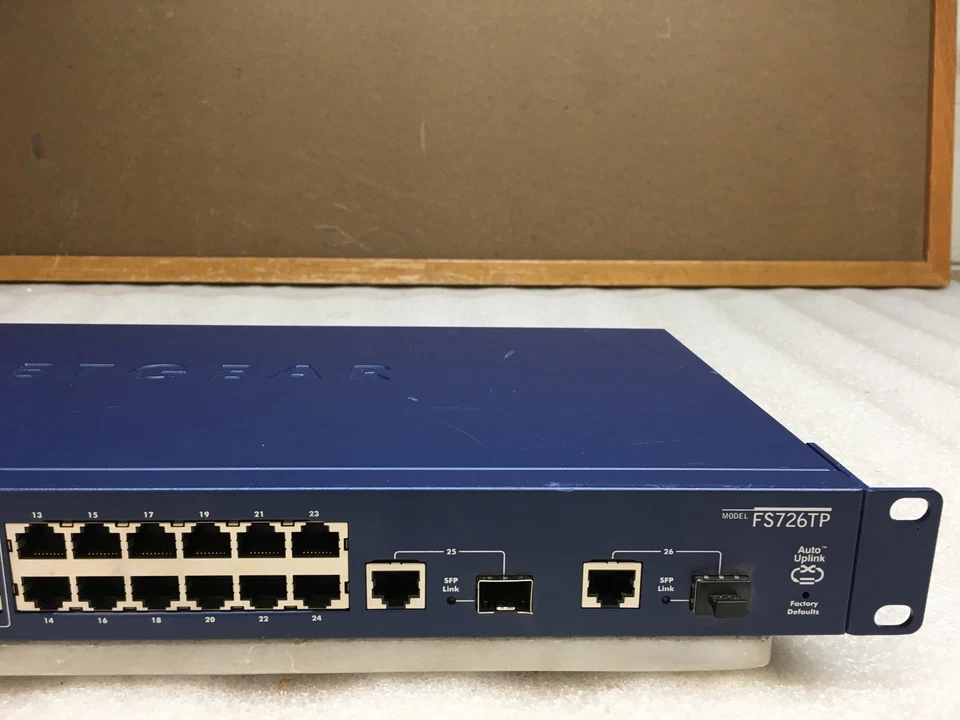 NetGear ProSafe 24 + 2 Smart Switch with PoE FS726TP - Image 3 of 4