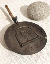 ramasse miettes ancien en métal argenté bois vintage rare