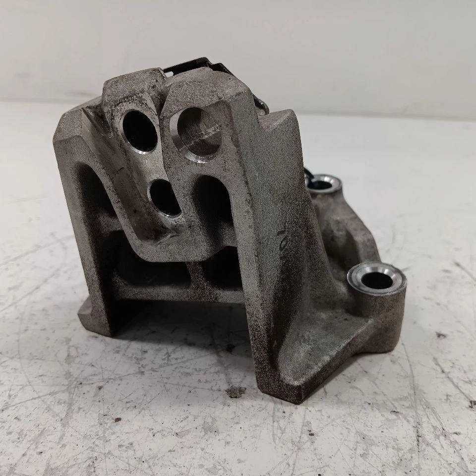 Kia Soul Engine Motor Mount Left Driver 2017 2018 2019 - Image 2 of 4