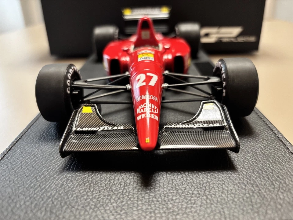 GP Replicas 1/18 Ferrari F92A - Jean Alesi GP20A - Immagine 3 di 4