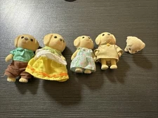 Calico Critters Sylvanian Families Yellow Labrador Family Set 5 Mom Dad Kids