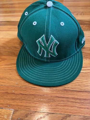 NEW YORK YANKEES NEW ERA FITTED HAT CAP SZ 7 1/2 MENS GREEN - 第 1/8 張圖片