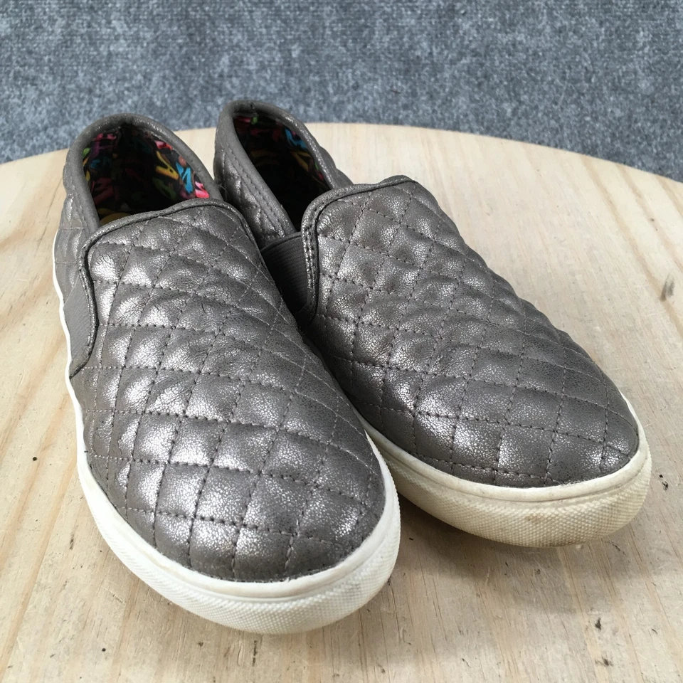 Steve Madden Zapatos Jóvenes 3 Niñas Jexcelnt Acolchado Sin Cordones Mocasín Gris Metálico Foto 3 de 4
