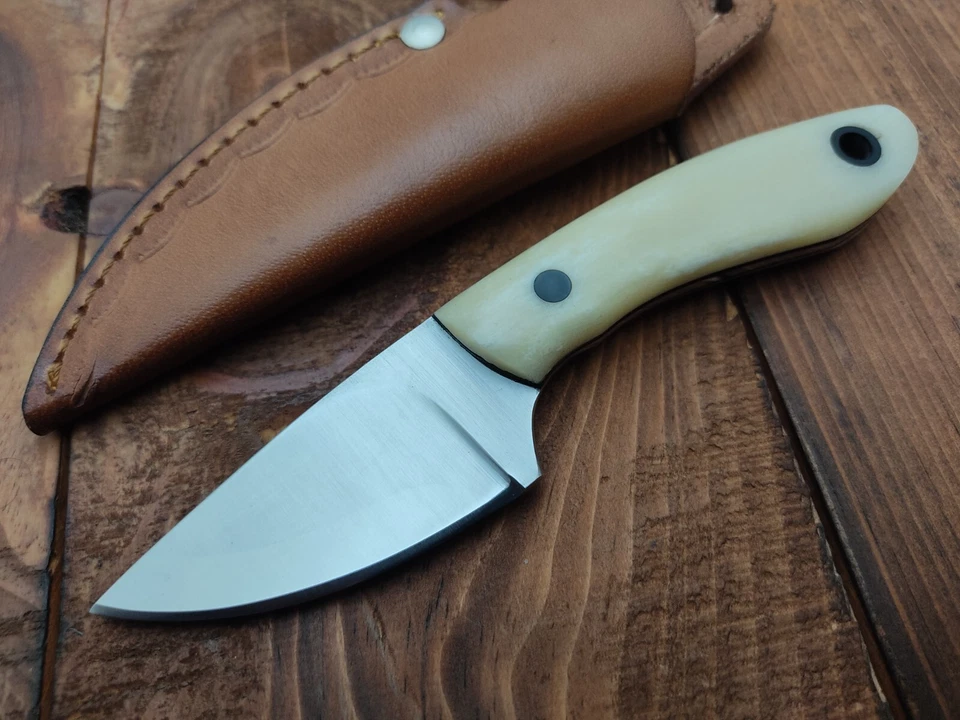 Custom Handmade 80crv2 H.C Steel EDC Knife Camping Outdoor Skinner Hunting Knife - Image 3 of 4