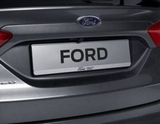 Ford Portatarga argento, con stemma Ford e scritta "READY FOR TOMORROW". 2569818