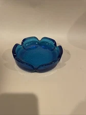 Vintage Mid Century Blue Round Glass Cigar Cigarette Ash Tray Cobalt Blue 6” MCM