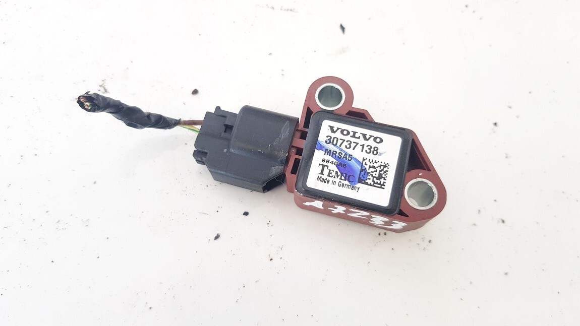 30737138 8840a6 Srs Airbag crash sensor for Volvo V50