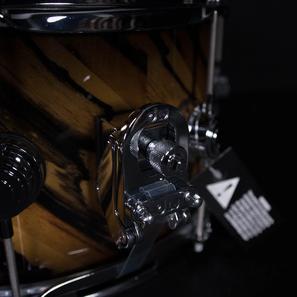 Caja exótica de arce SSC DW 13" x 7", ébano marfil retorcido Foto 4 de 4