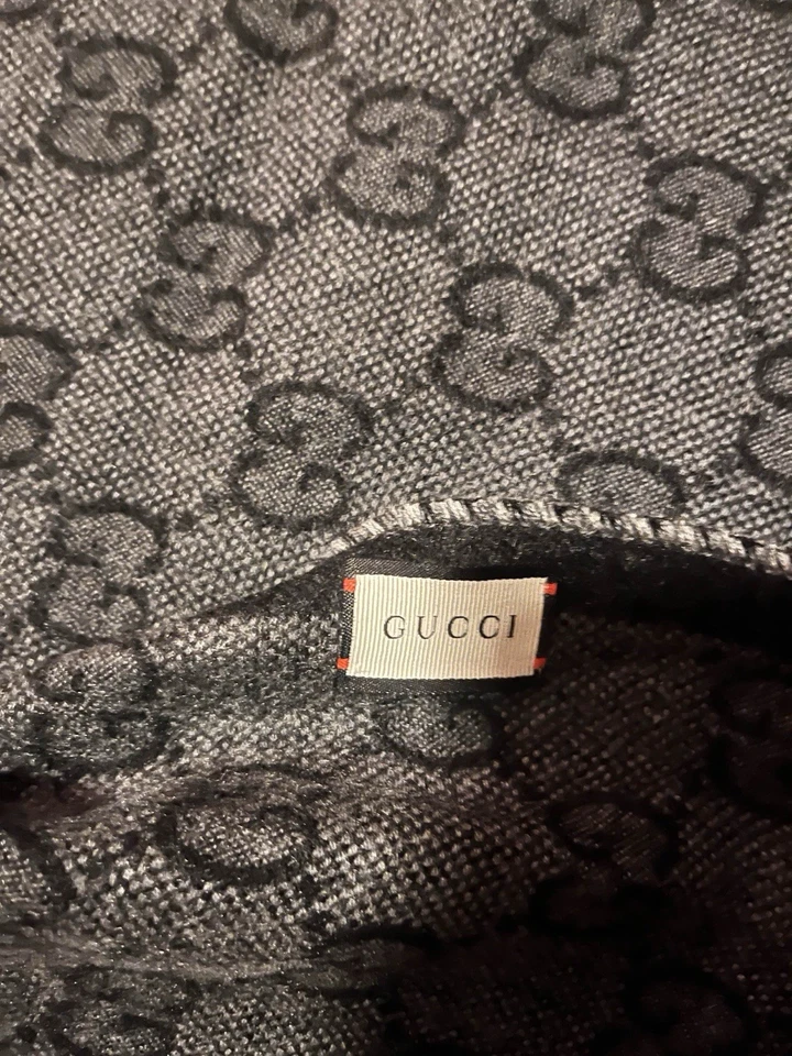 GUCCI GG Bufanda de Lana Jacquard Reversible Gris-Negro Hecha en Italia Foto 3 de 3