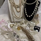 Vintage Jewelry Pearls Quality Costume Jewelry Lot 25 PC