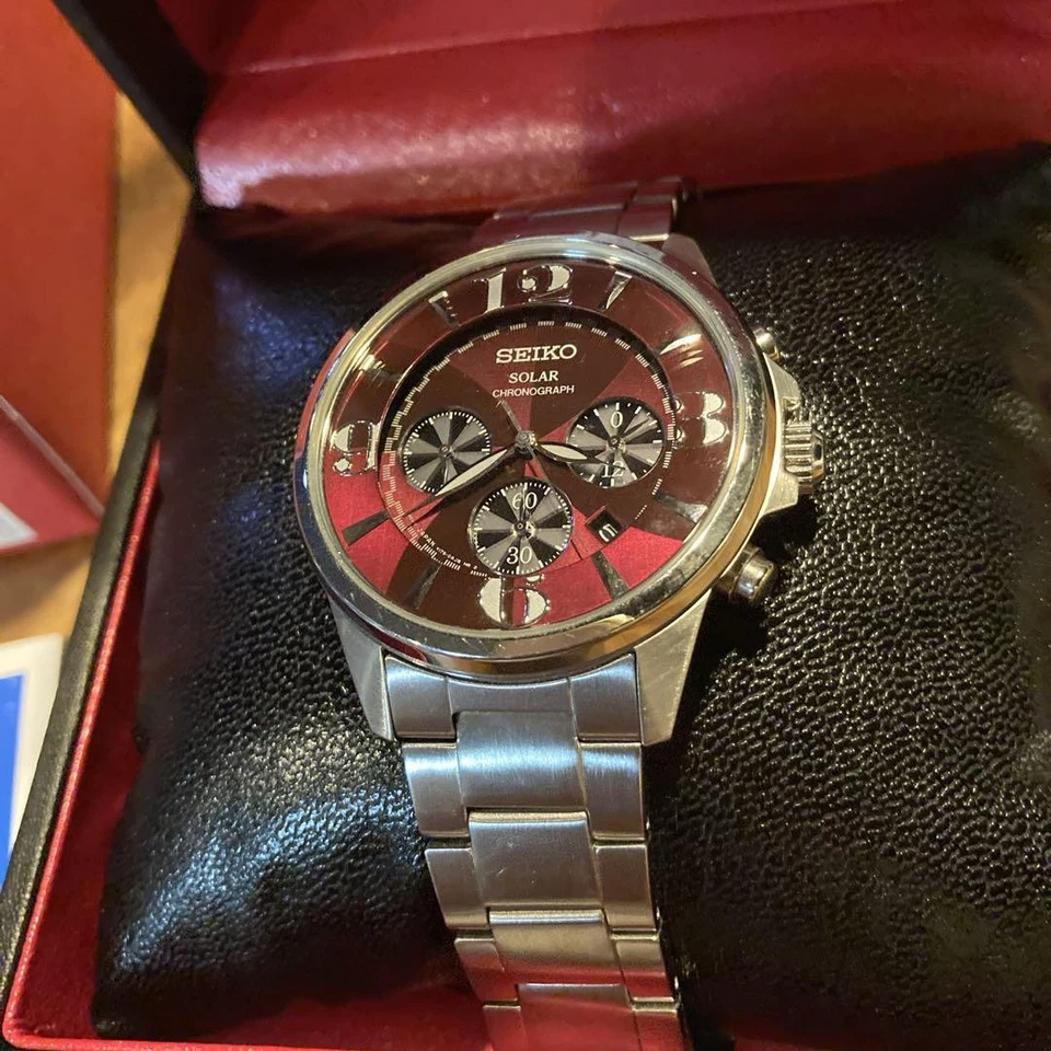 SEIKO Cronógrafo Solar Lupin III Fujiko Mine Edición Limitada 800 Piezas Foto 2 de 4