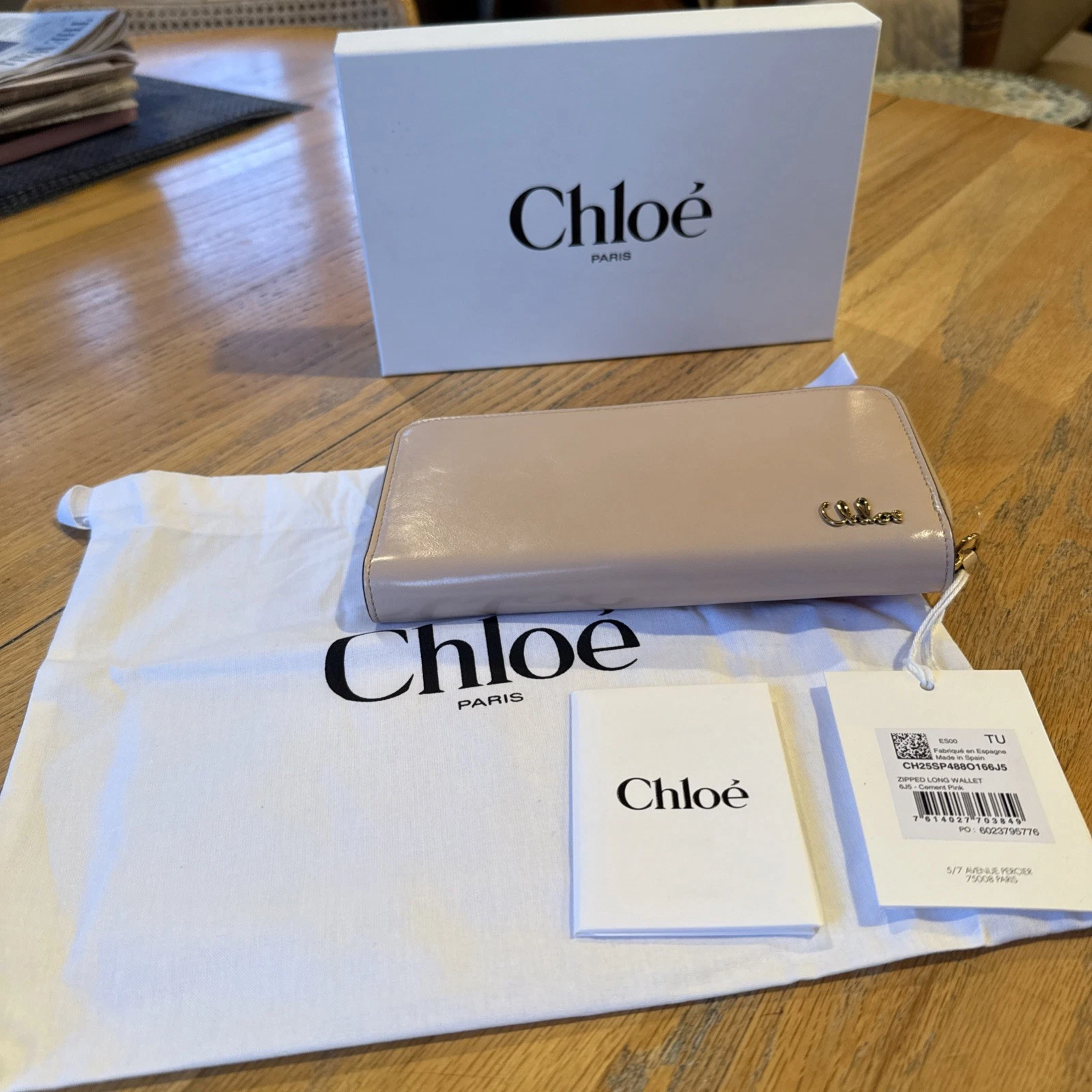 Chloe — NWT CHLOE - Zipped Long Wallet -cement Pink