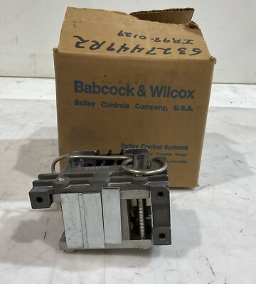 BAILEY CONTROLS SYSTEM  5327449R2  ALUM/STEEL VALVE POSITIONER TORQUE MOTOR  U3S