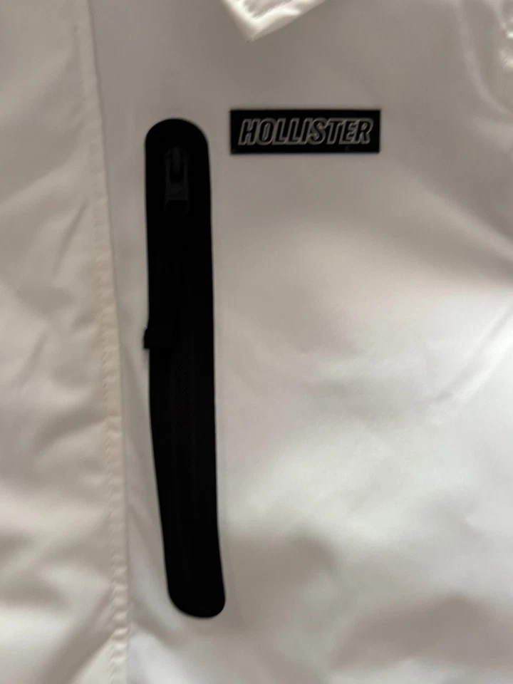 Men's Hollister Faux Fur White Puffer Coat Small  - Image 2 of 4