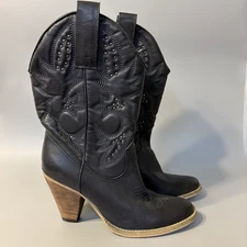 Very Volatile Black Western Ankle Boots Size 7 Cowgirl Festival Boho Chic